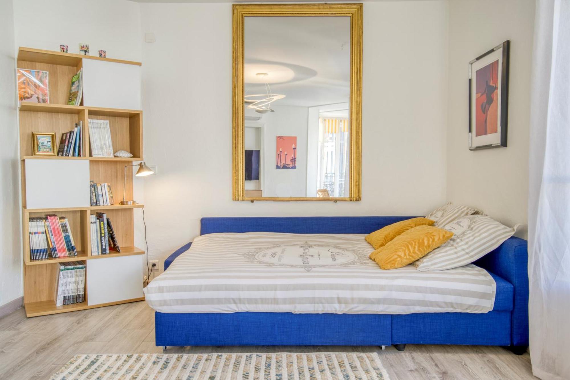 Apartment Sublime, Modern, Balconies, A/c, Refurbished *